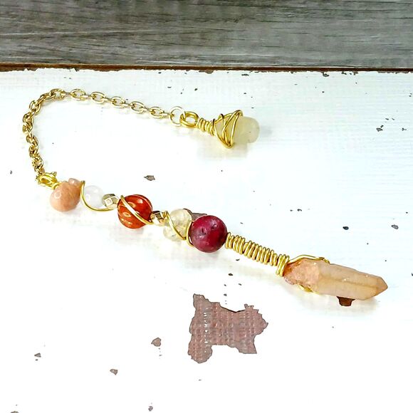 Aura Quartz Crystal Dowsing Pendulum, Divination Reiki - Picture 2 of 5